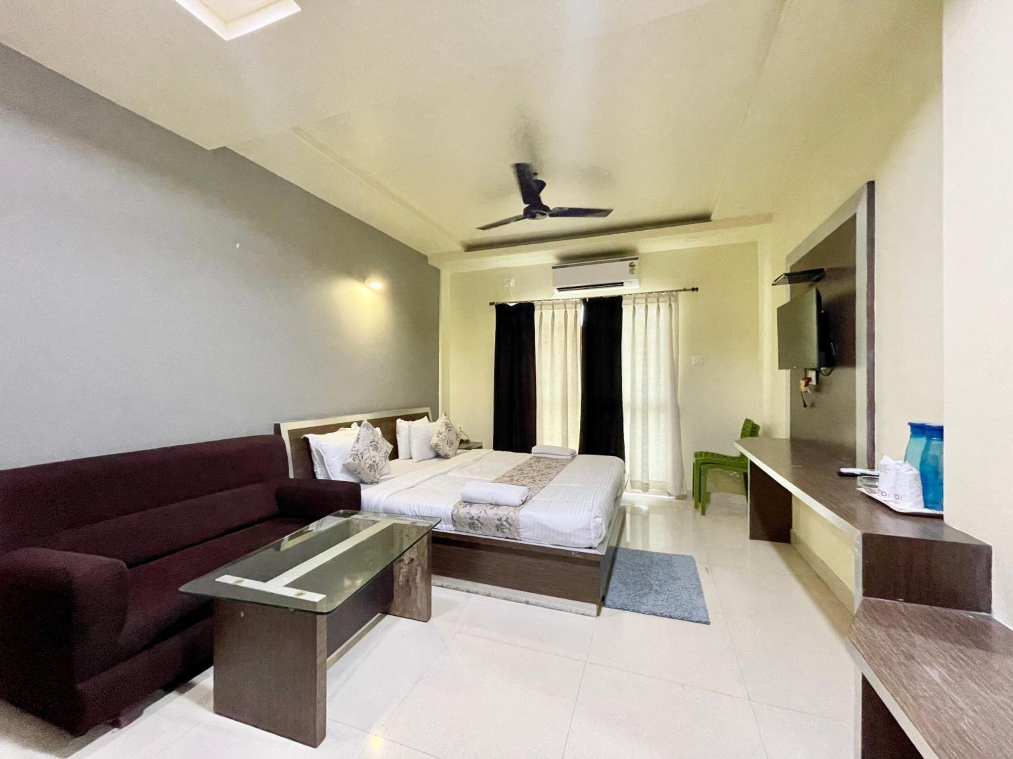 Hotel Trends In Puri Exterior photo