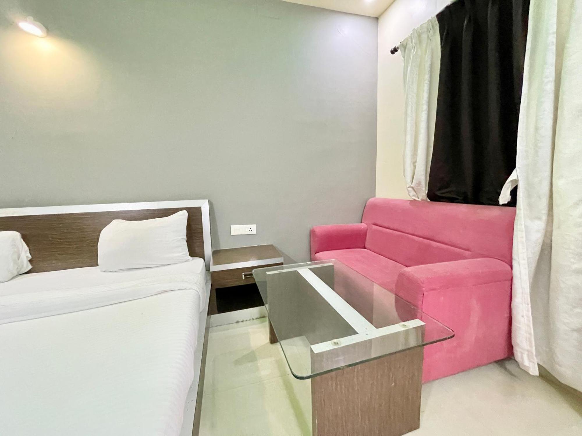 Hotel Trends In Puri Exterior photo