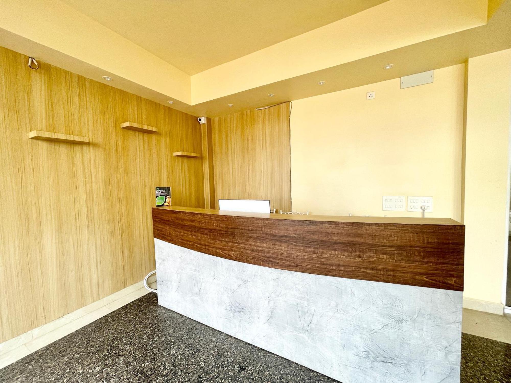 Hotel Trends In Puri Exterior photo